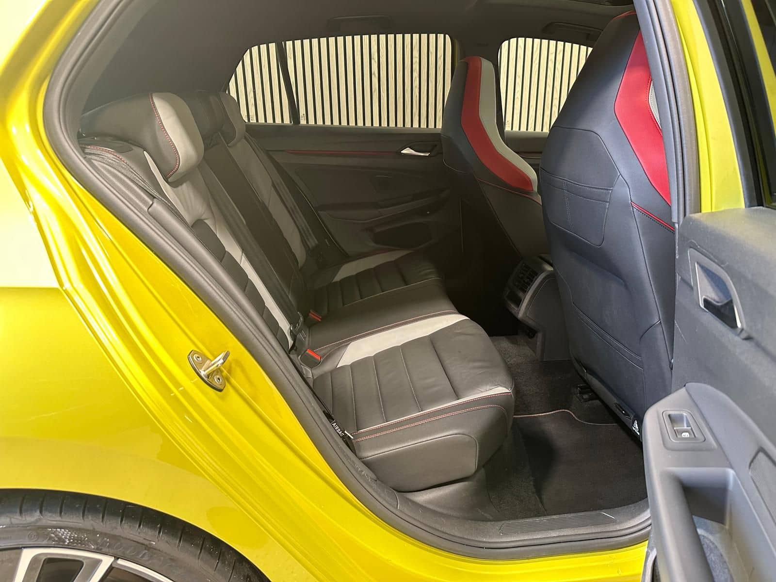 Volkswagen Golf 2.0 TSI GTI DSG Clubsport PANO|LEDER|H&K|DC foto 24