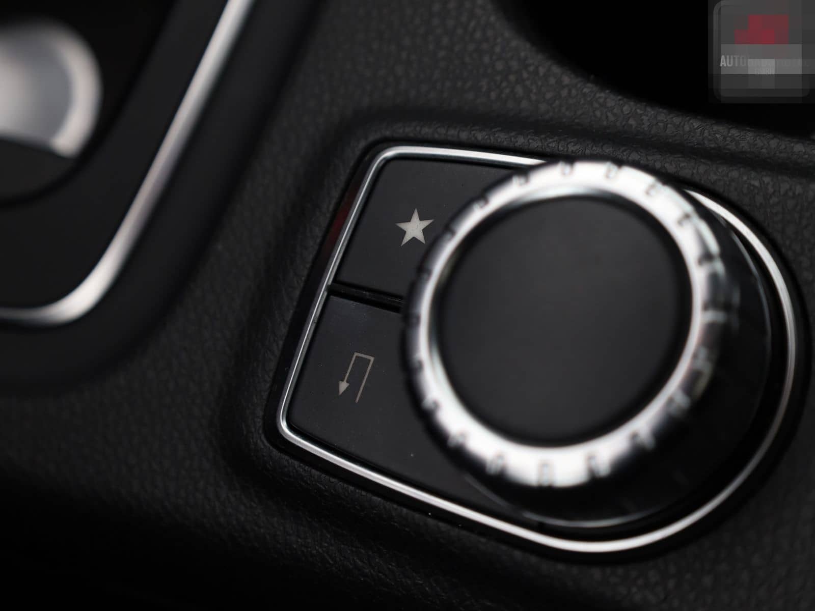 Mercedes-Benz GLA 200 AMG EXKLUSIV PAKET PANO,HARMAN/K,DISTRO foto 19