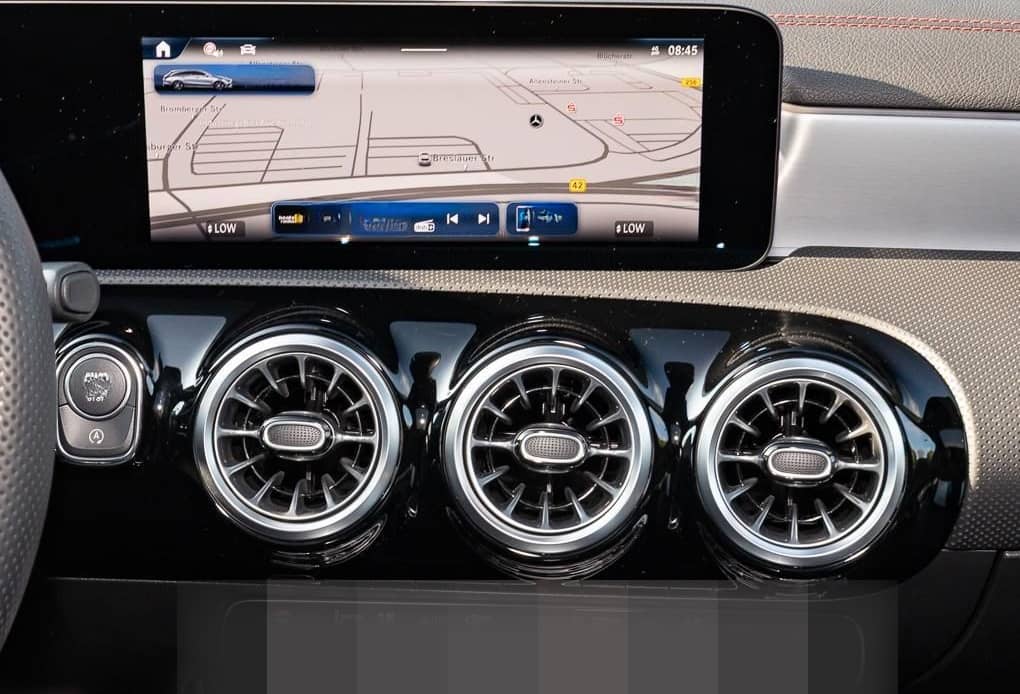Mercedes-Benz CLA 200 d Shooting Brake Pano SpurW W-Paket LED foto 7