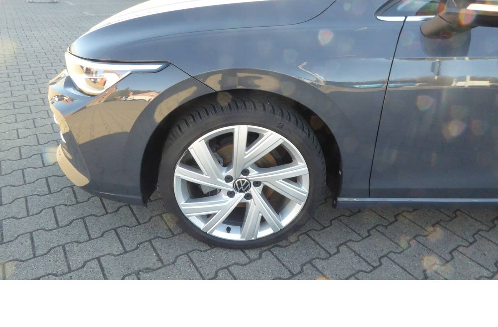 Volkswagen Golf VIII Variant STYLE 1.5 eTSI DSG NAVI LED P- foto 12