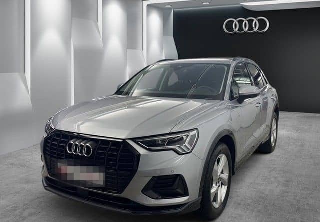Audi Q3 35TFSI AHK ACC LED EINPARKH NAVI SITZH foto 1