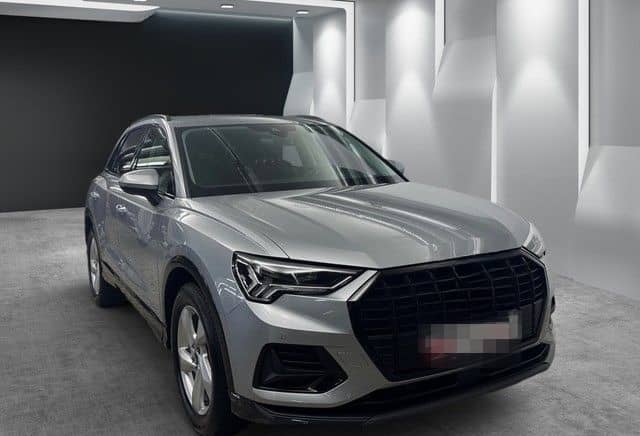 Audi Q3 35TFSI AHK ACC LED EINPARKH NAVI SITZH foto 23