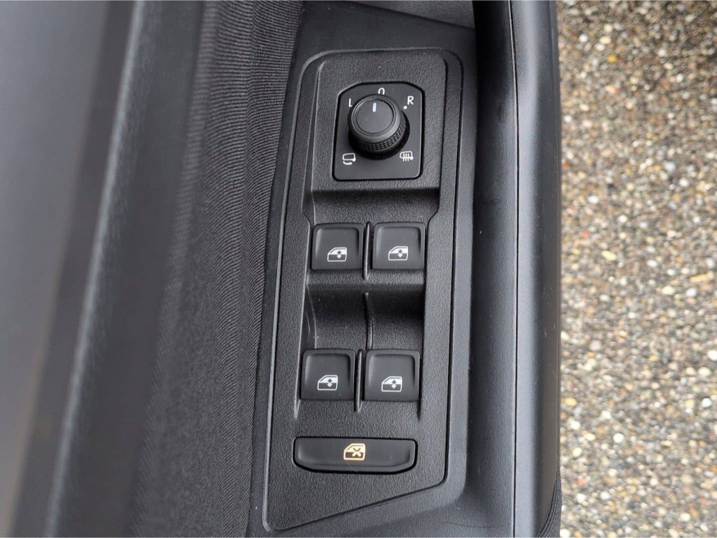 Volkswagen T-Roc Life 1.0TSI*LED+ Navi digCockp VKZ-Erk SHZ foto 17