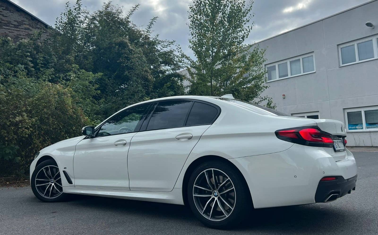 BMW 530d/MSport/Cam/Keyless/SpurAss/Ambiente/Laser foto 3