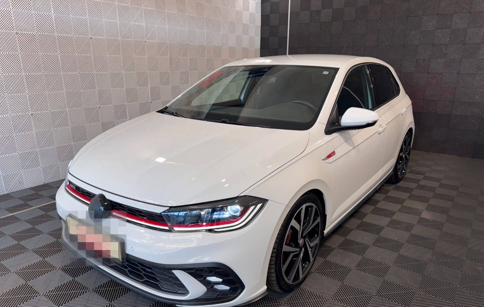 Volkswagen Polo VI*GTI*ACC-IQ.LIGHT-APPLE-DSG-SHZ-KLIMA-LM foto 2