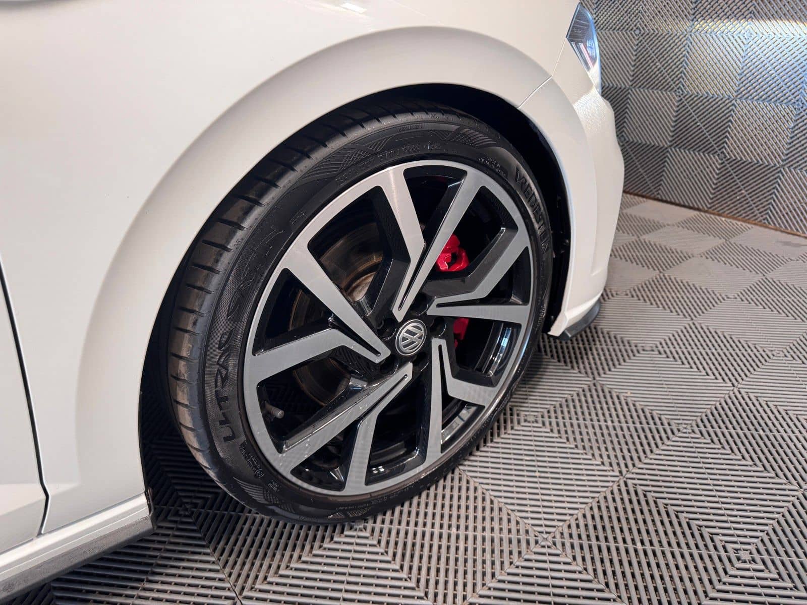 Volkswagen Polo VI*GTI*ACC-IQ.LIGHT-APPLE-DSG-SHZ-KLIMA-LM foto 14