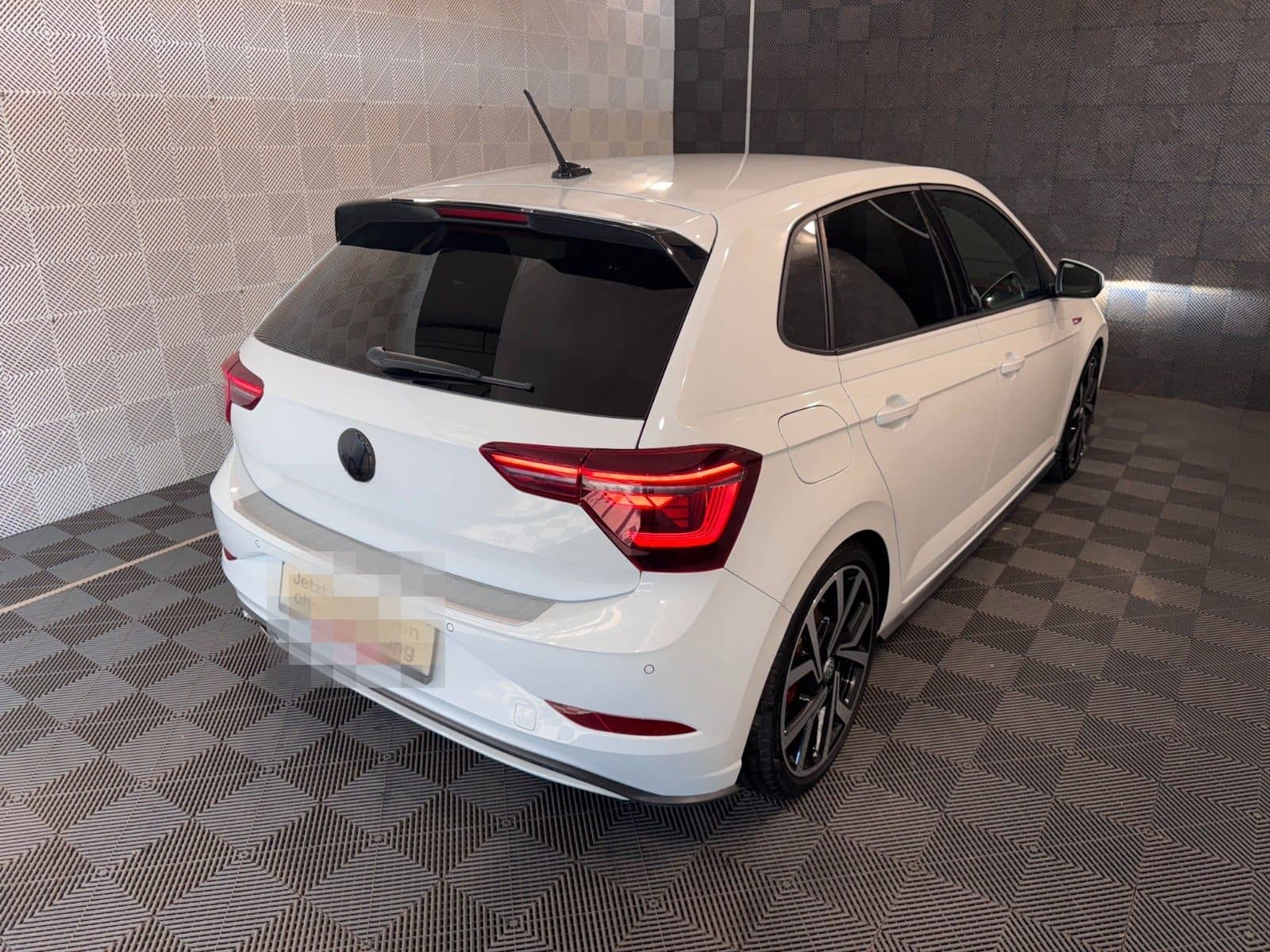 Volkswagen Polo VI*GTI*ACC-IQ.LIGHT-APPLE-DSG-SHZ-KLIMA-LM foto 4