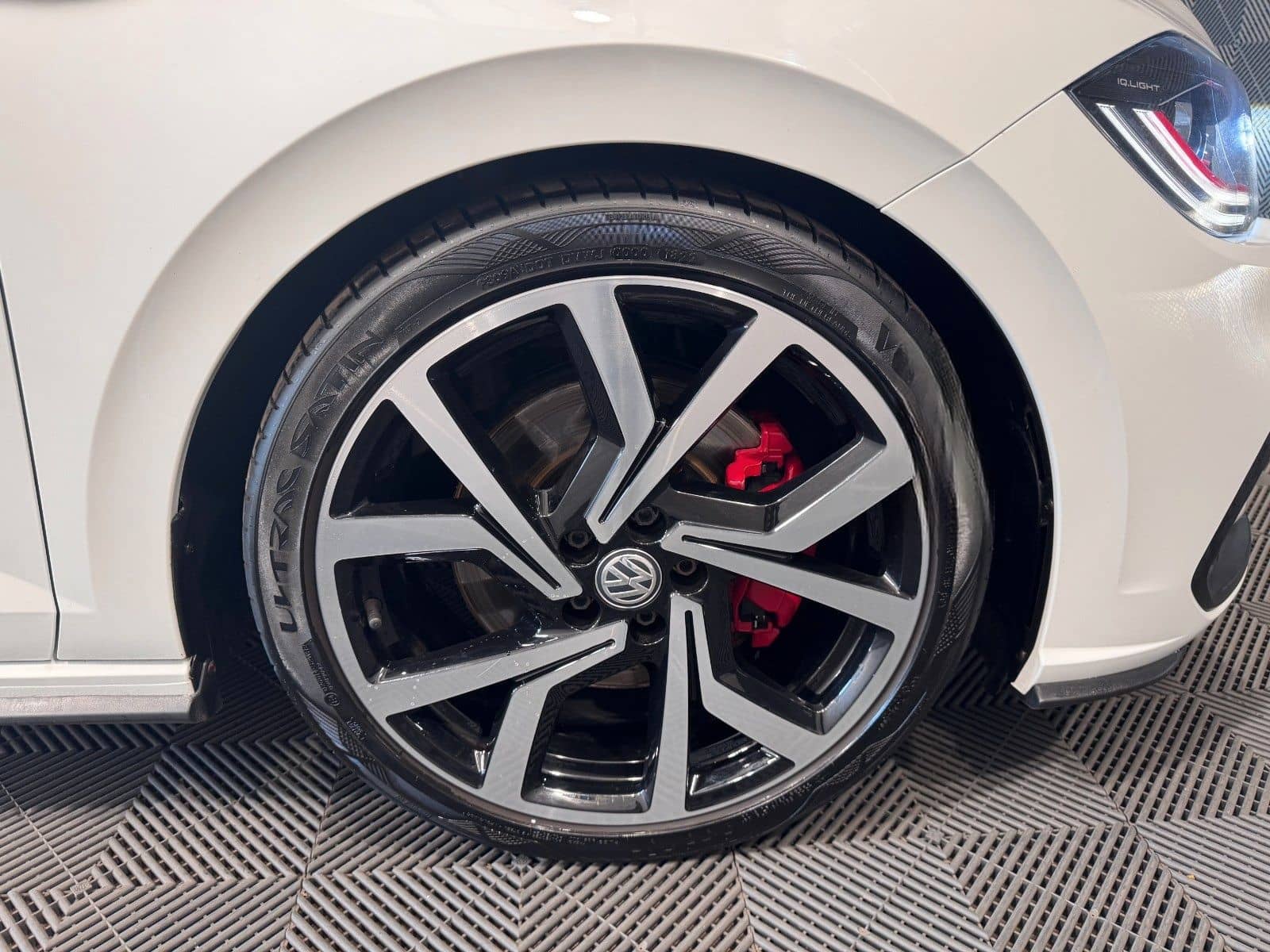 Volkswagen Polo VI*GTI*ACC-IQ.LIGHT-APPLE-DSG-SHZ-KLIMA-LM foto 6