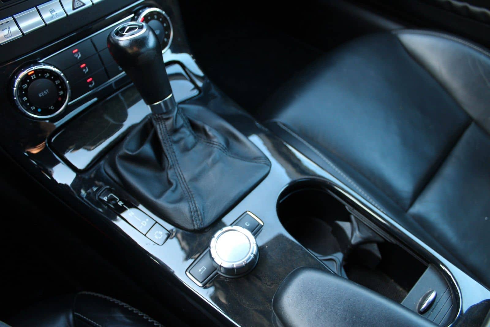 Mercedes-Benz SLK 350 Navi Leder Airscarf Sportpaket foto 20