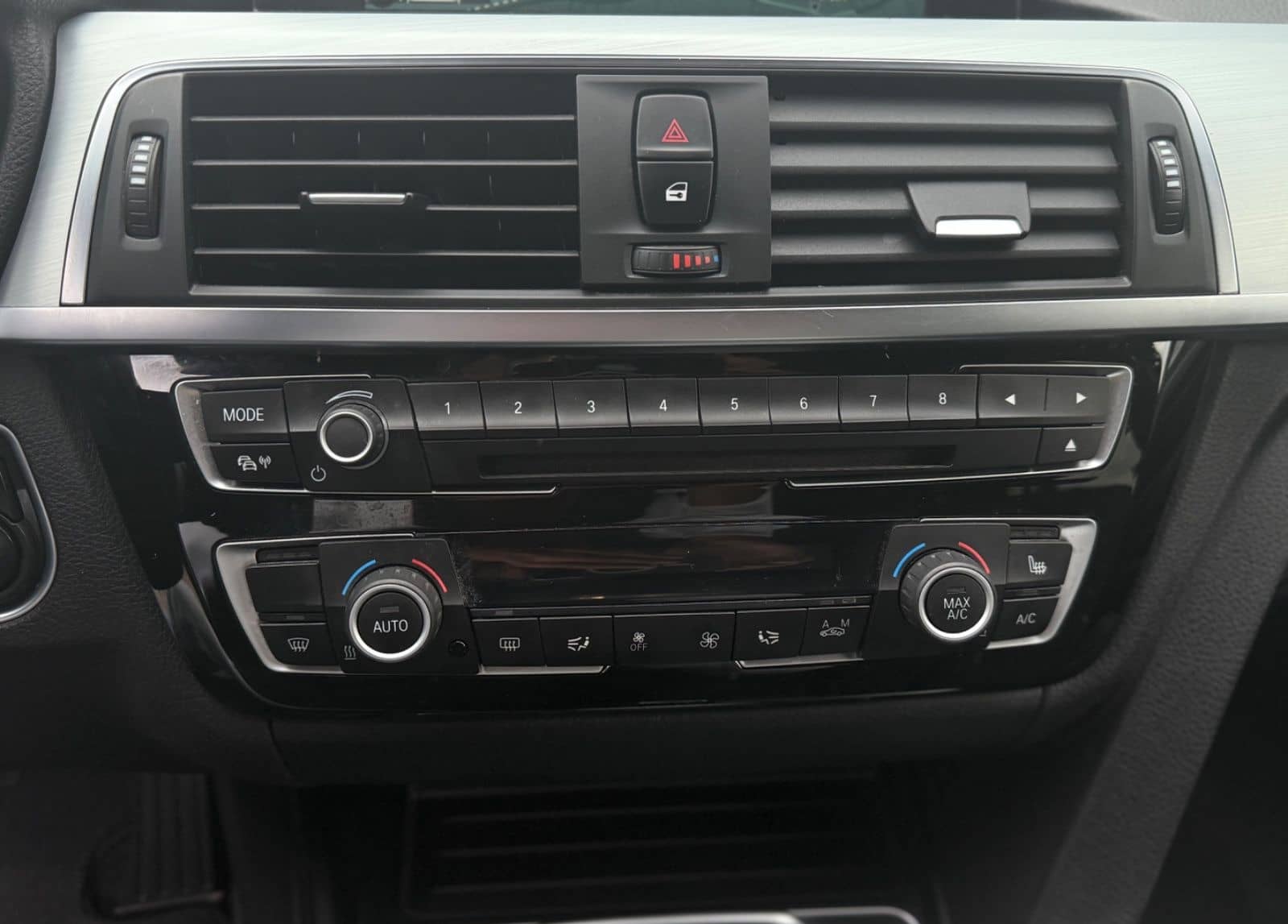 BMW 335 d xDrive M Sport +STEUERKETTE NEU+ HU/KD NEU foto 13