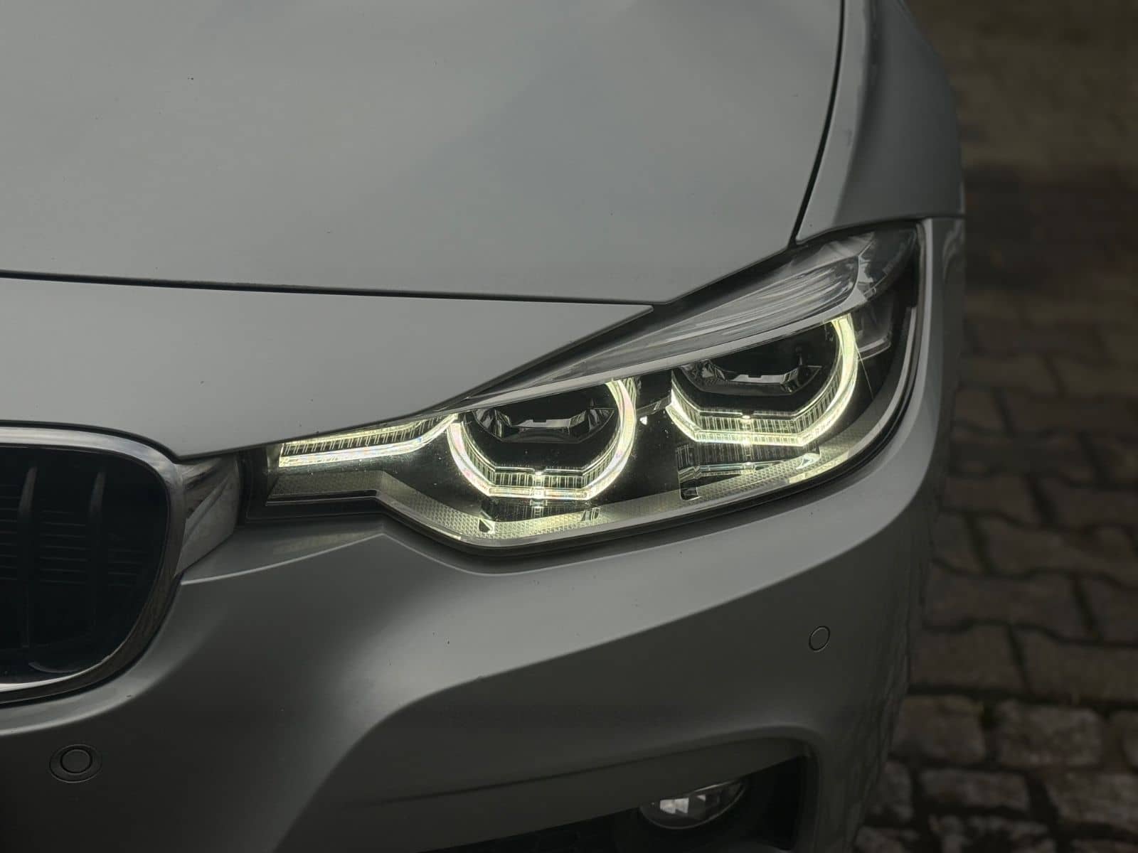 BMW 335 d xDrive M Sport +STEUERKETTE NEU+ HU/KD NEU foto 19