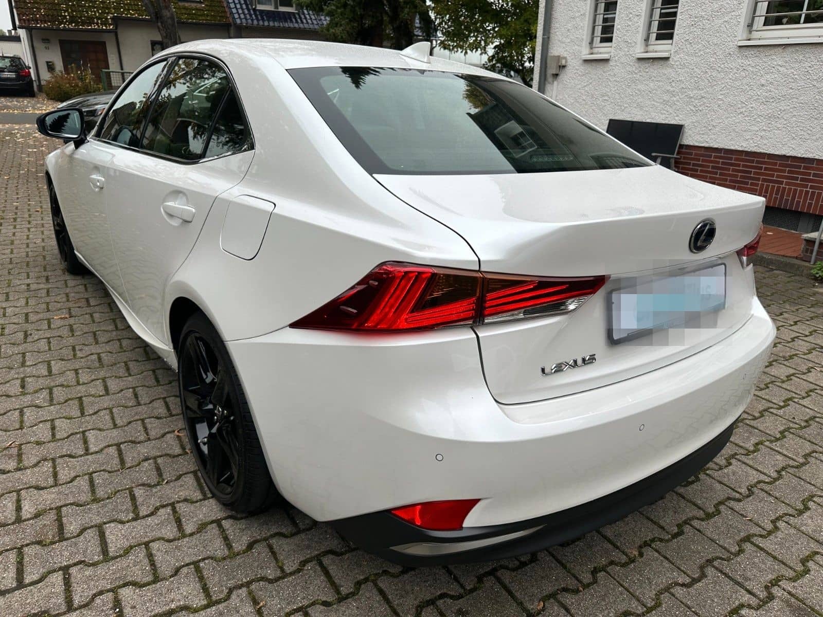 Lexus IS 300h Amazing Edition foto 11