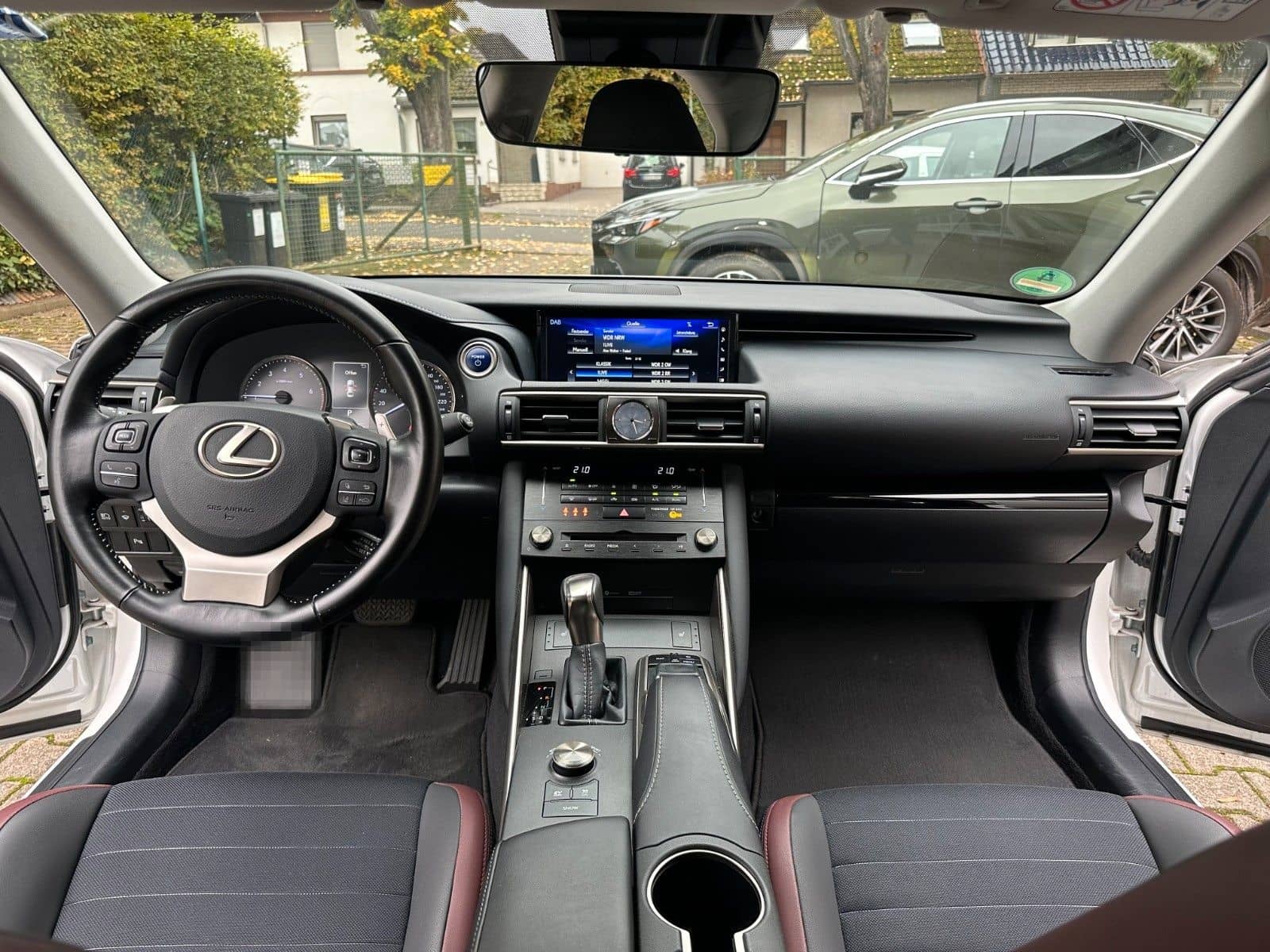 Lexus IS 300h Amazing Edition foto 19