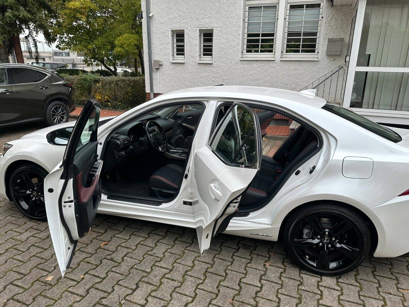 Lexus IS 300h Amazing Edition foto 20