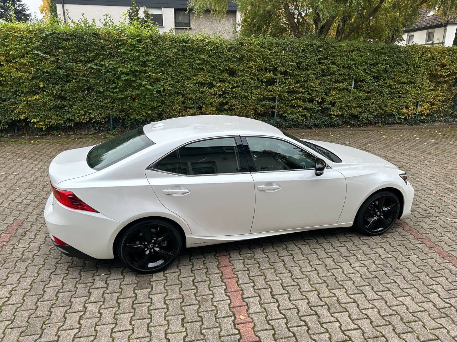 Lexus IS 300h Amazing Edition foto 6