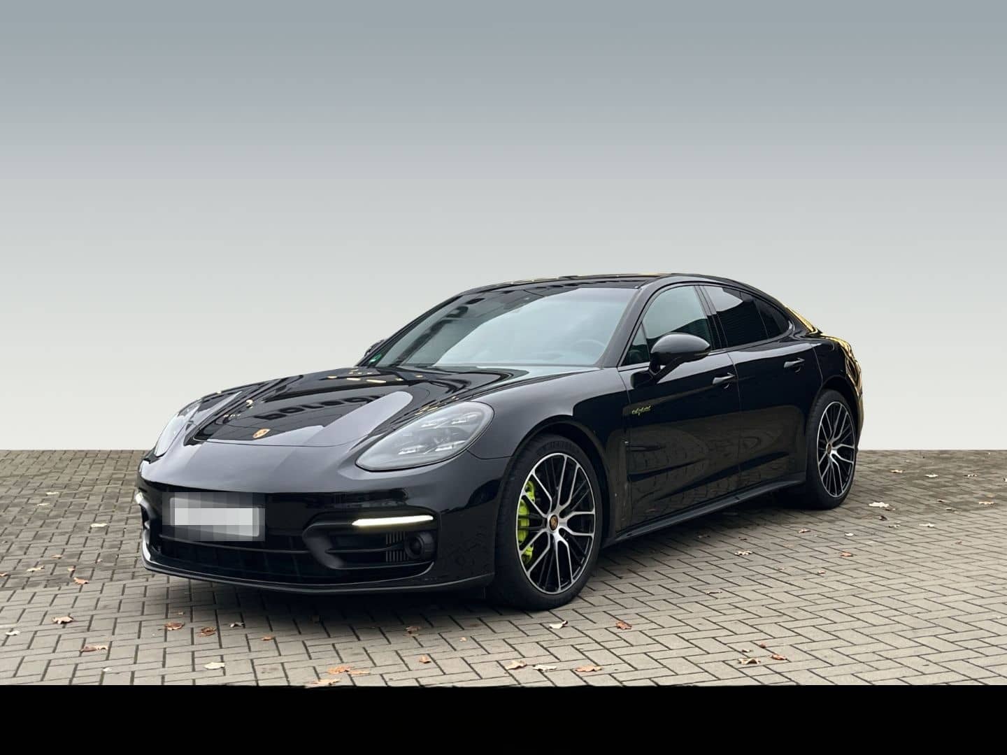 Porsche Panamera 4S E-Hybrid HA-Lenkung InnoDrive HeadUp foto 1