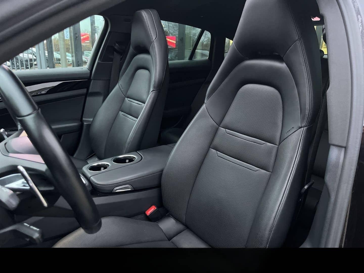 Porsche Panamera 4S E-Hybrid HA-Lenkung InnoDrive HeadUp foto 5