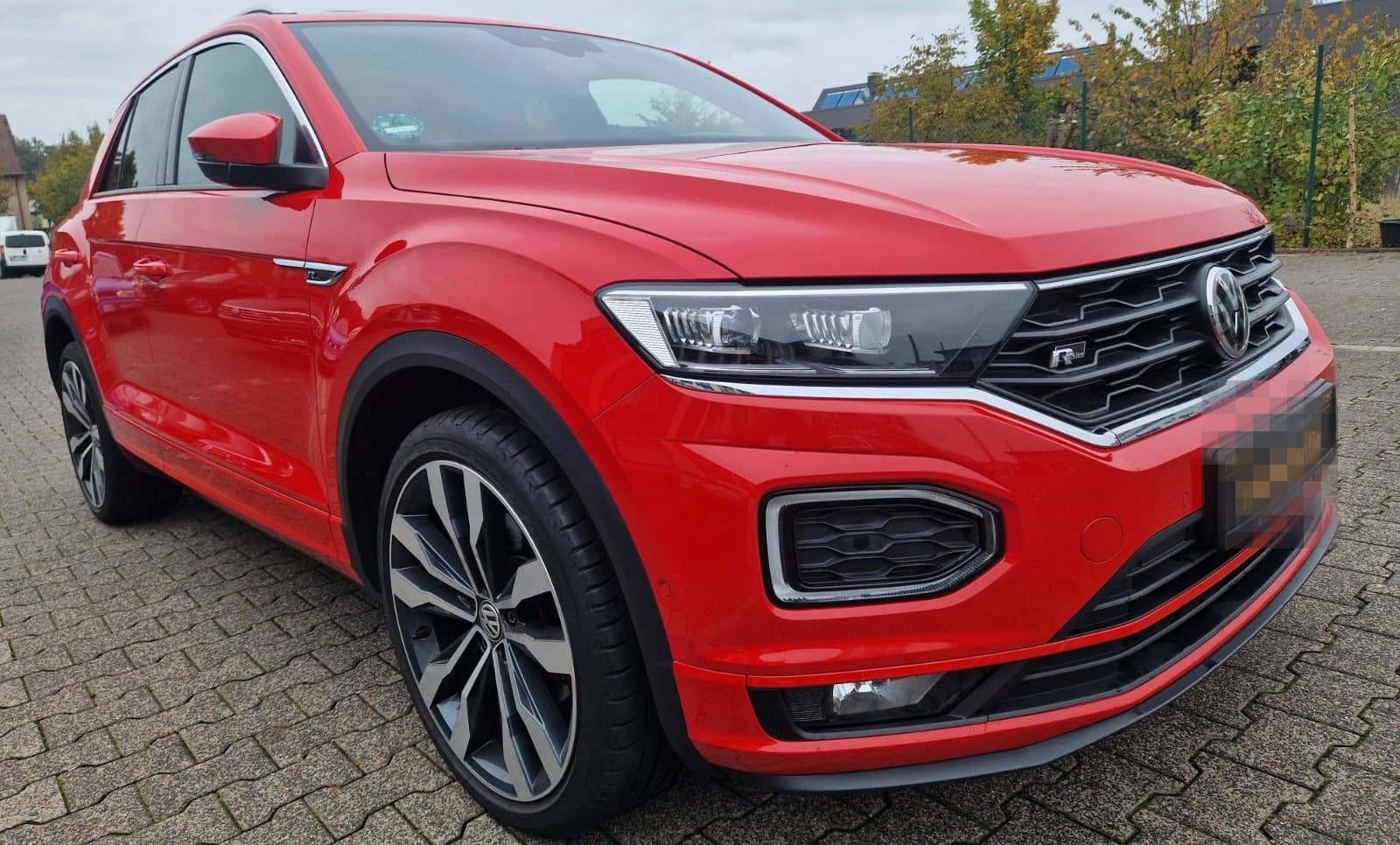 Volkswagen T-Roc R-Line Panorama Dach foto 1