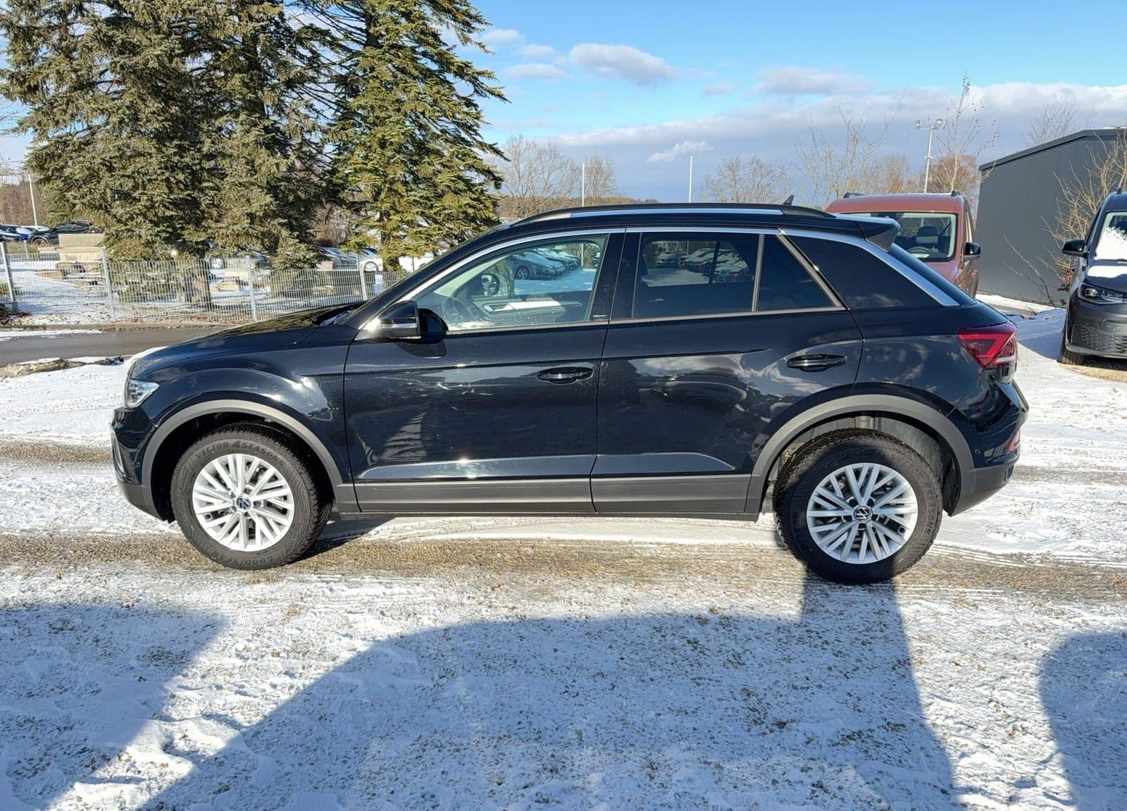 Volkswagen T-Roc Life TSi Black+CarPlay+LED+Navi+Virt+PDC foto 4