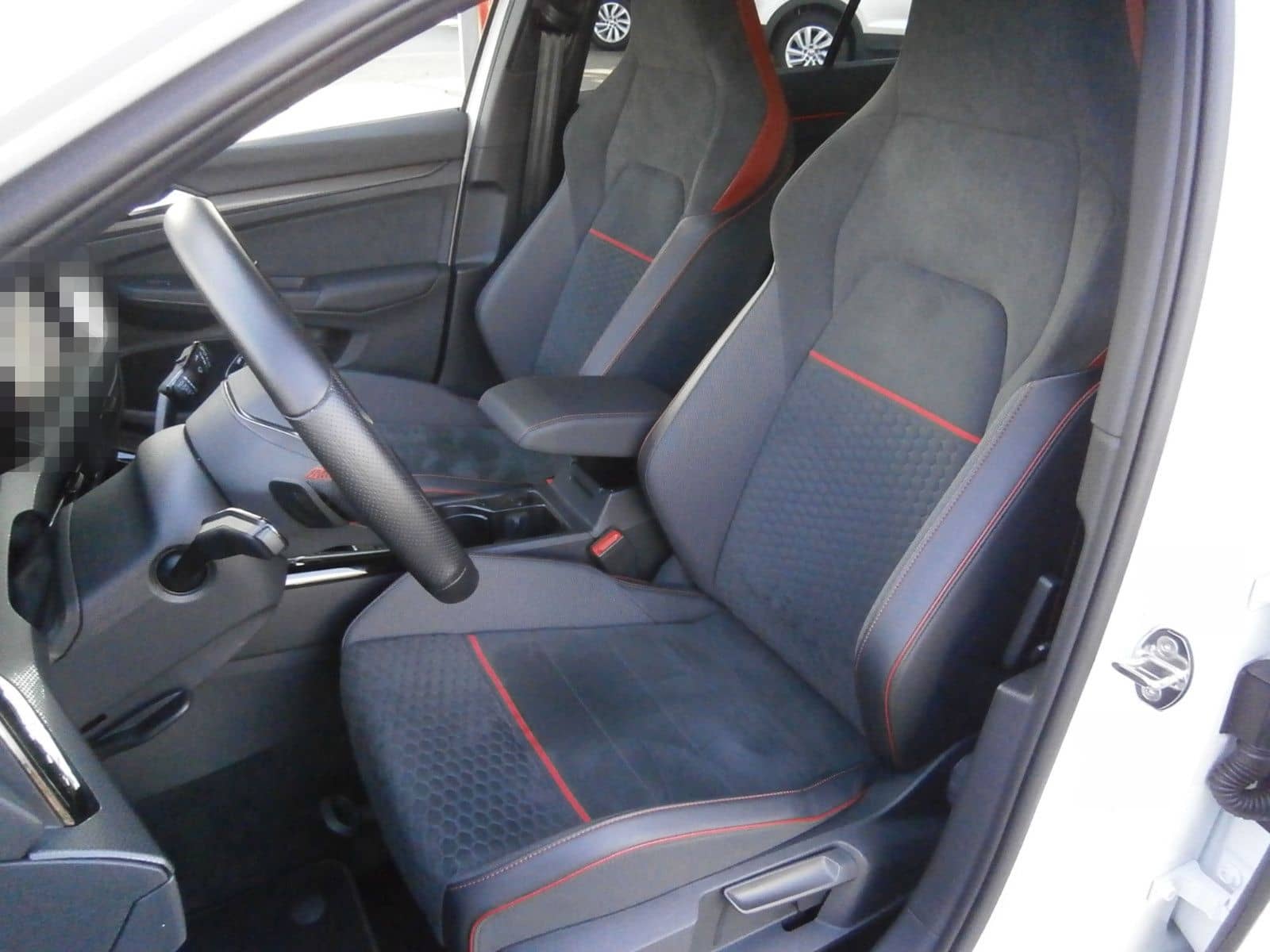 Volkswagen Golf VIII GTI Clubsport 2.0 TSI, DSG foto 5
