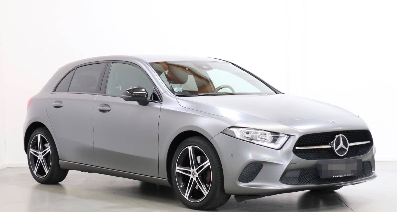 Mercedes-Benz A 200d-PROGRESSIVE-TEMP-PDC-SHZ-NAVI-MAGNO-NIGHT foto 3