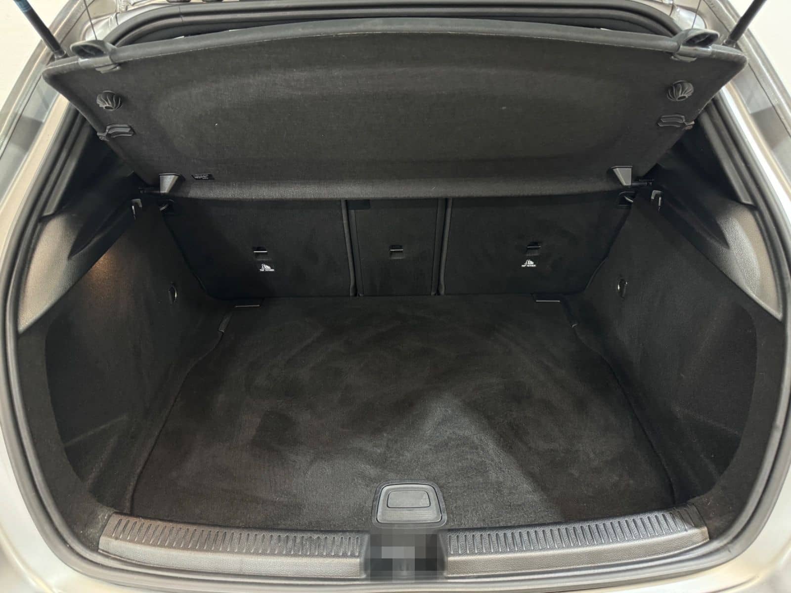 Mercedes-Benz A 200d-PROGRESSIVE-TEMP-PDC-SHZ-NAVI-MAGNO-NIGHT foto 25