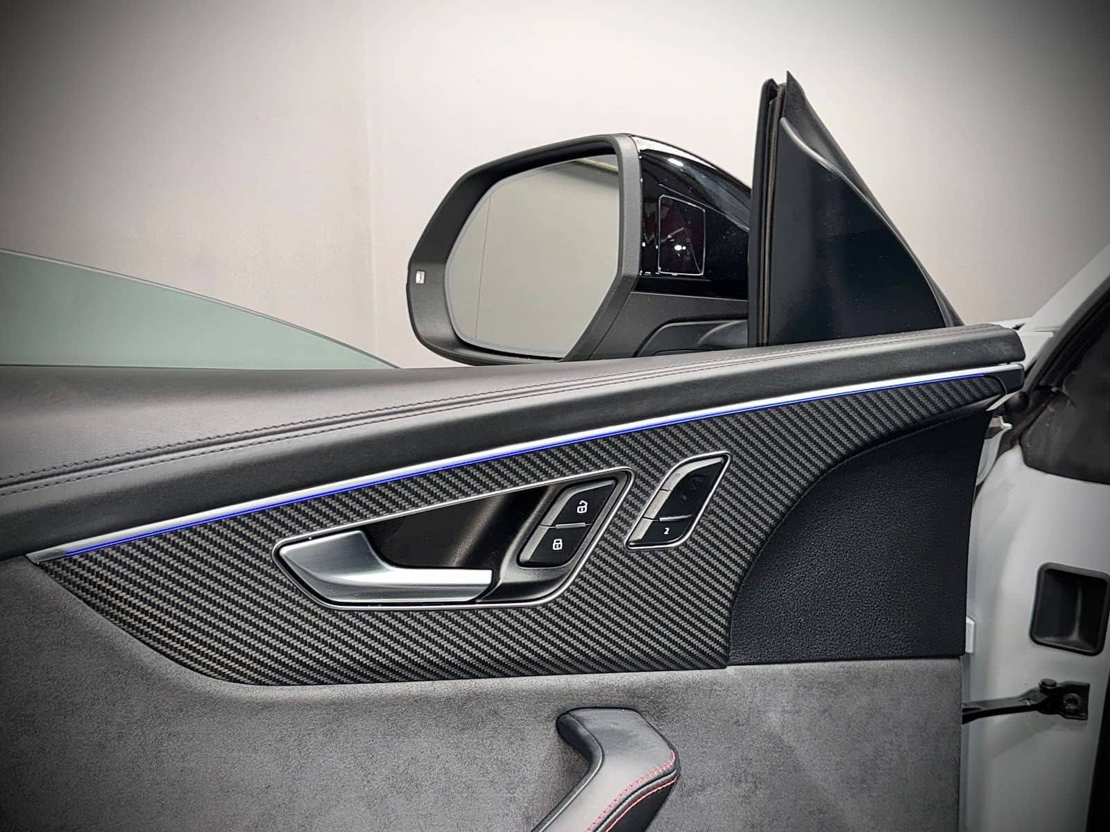 Audi RSQ8*CARBON*MATRIX*ALLRADLENKUNG*HEAD-UP*2.HAND* foto 14