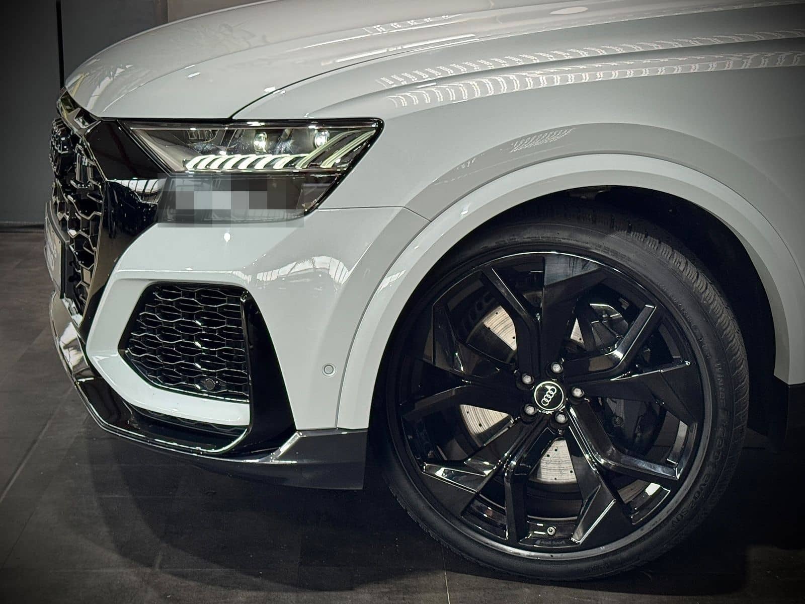 Audi RSQ8*CARBON*MATRIX*ALLRADLENKUNG*HEAD-UP*2.HAND* foto 4