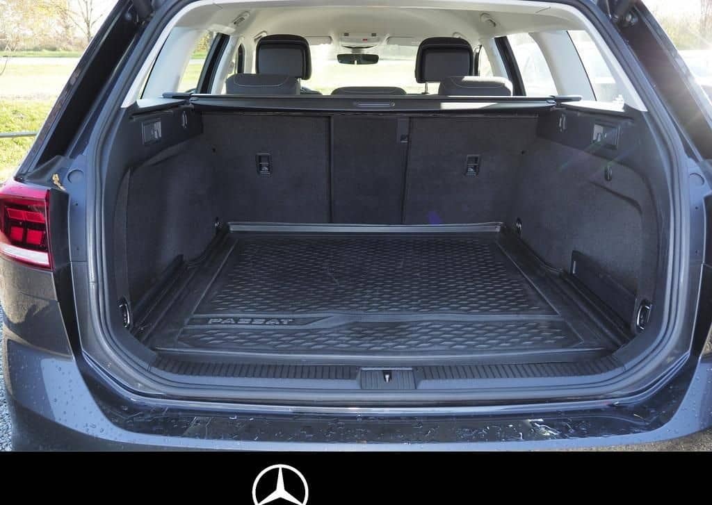 Volkswagen PASSAT VARIANT 1.5 TSI BUSINESS LED PDC NAVI DSG foto 13