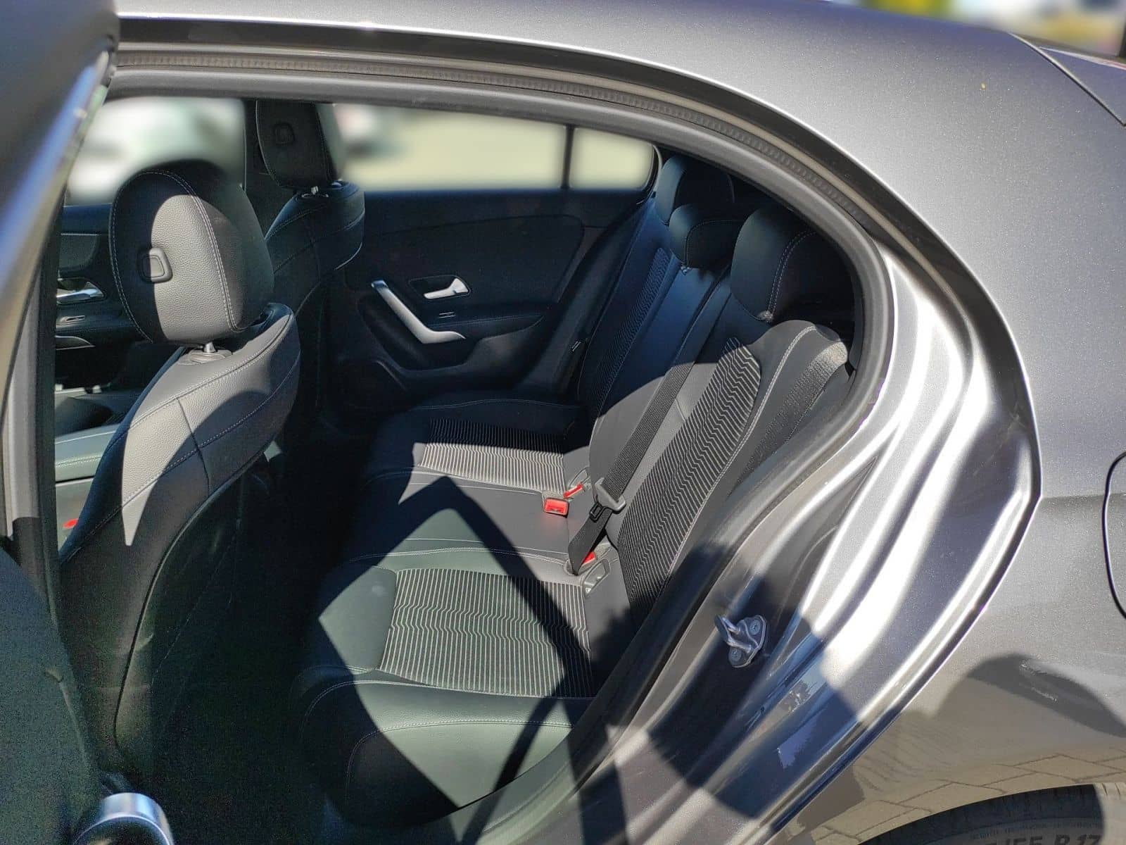 Mercedes-Benz A 180*1.3l*Progressive*Navi*SHZ*Parkassist foto 15