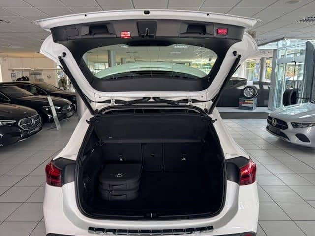 Mercedes-Benz GLA 250 e Progressive Line 11Kw Laden Winter Kam foto 7