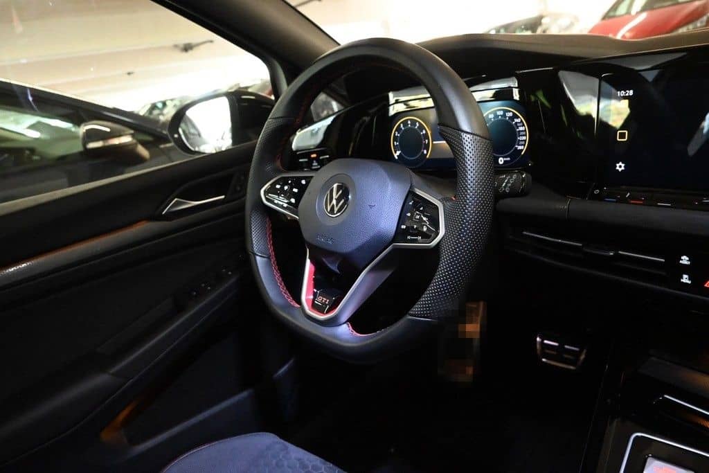 Volkswagen Golf VIII Lim 2.0 TSI Automatik GTI Clubsport LE foto 9