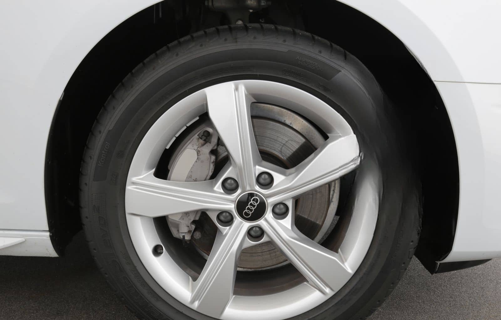 Audi A4 Avant 40 TFSI quattro advanced  Navi Leder AH foto 19