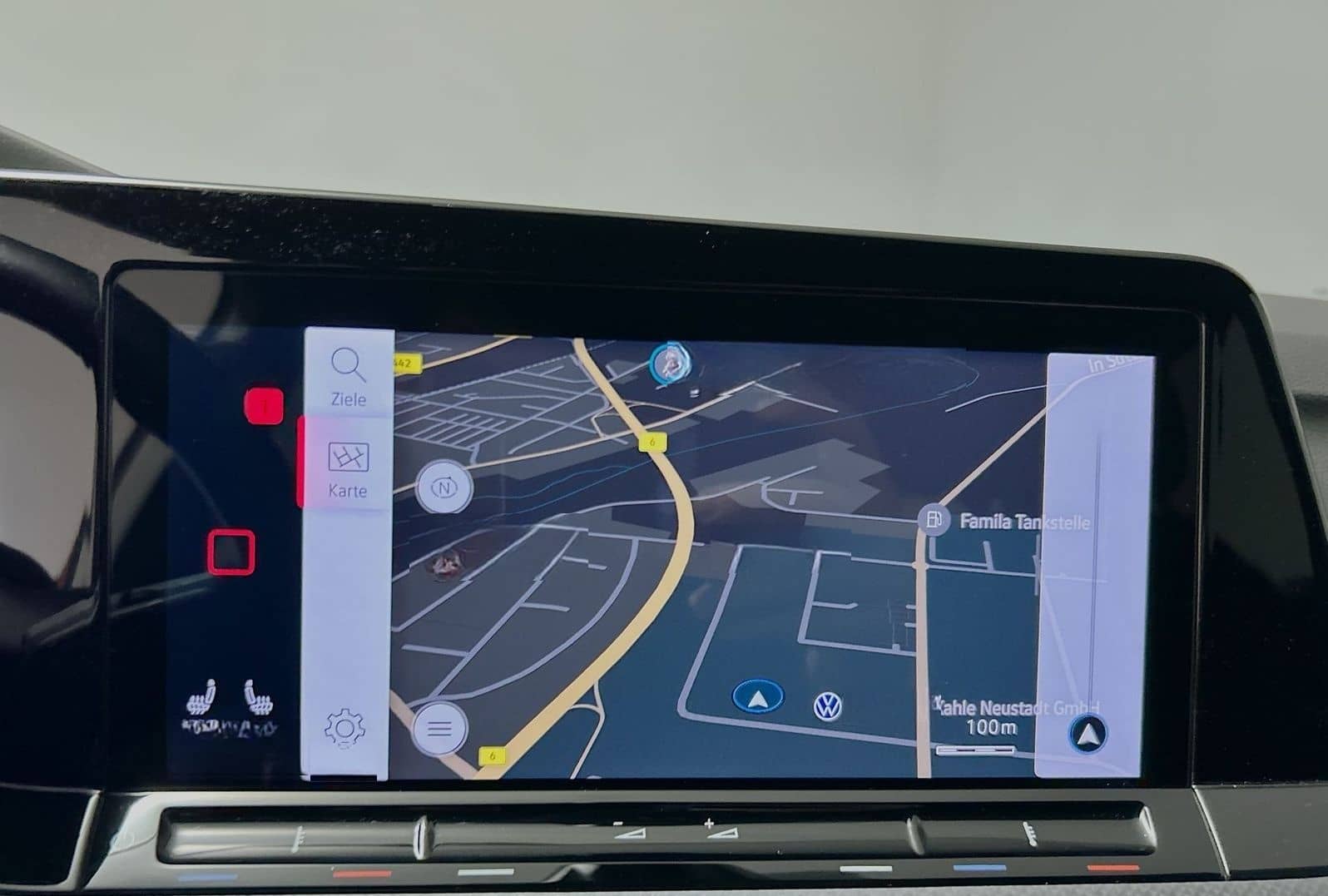 Volkswagen Golf VIII Lim. 1.5 eTSI DSG Active LED RFK Sitzh foto 17