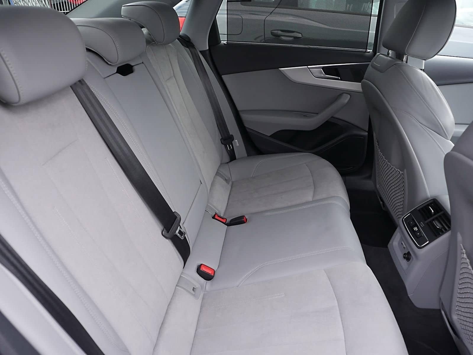 Audi A4 Lim 50 TDI S Line HUD,Kamera,Leder,Navi foto 7