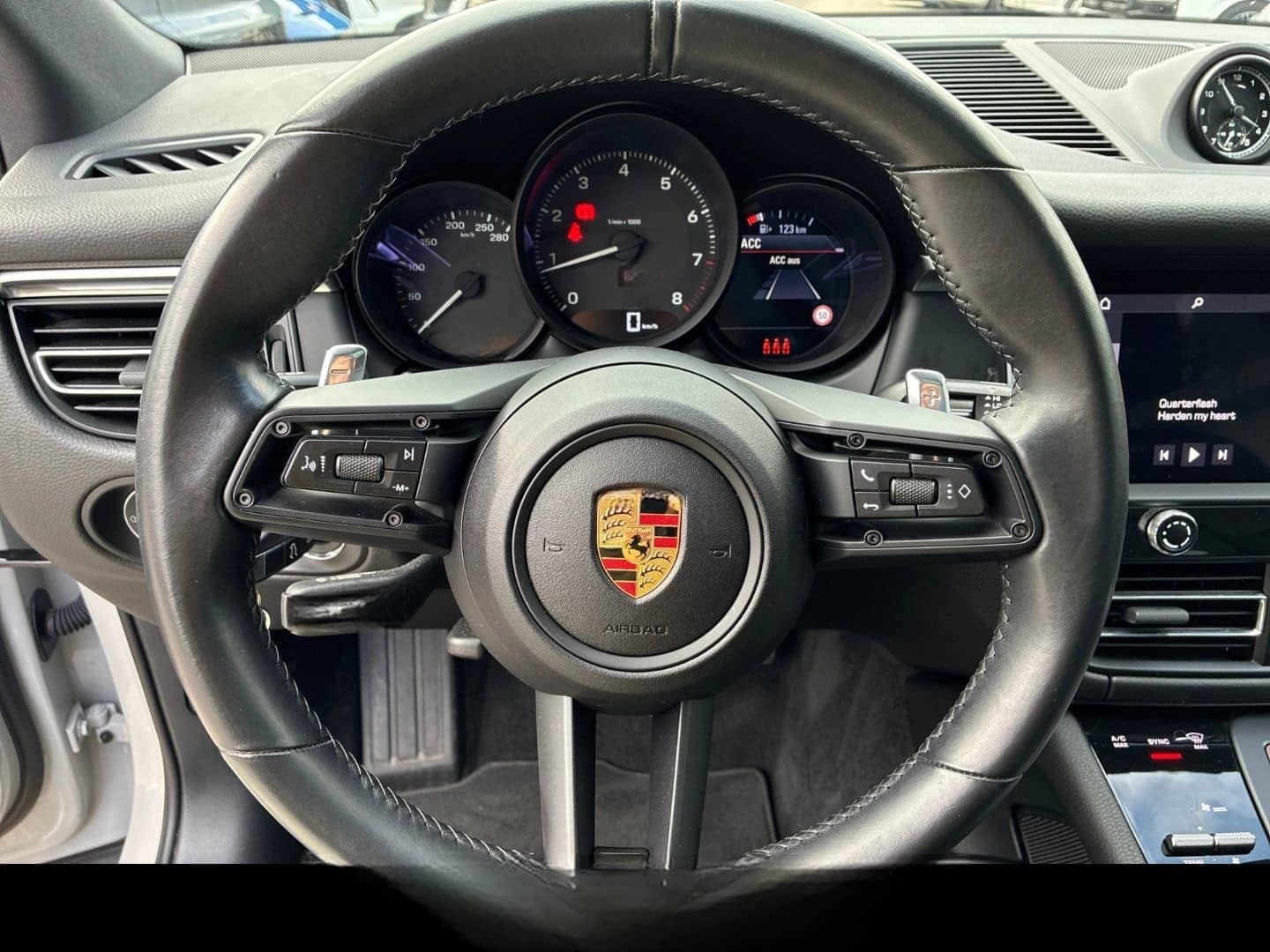 Porsche Macan Basis 2.0T ACC AHK-el. klappb. Pano Memory foto 11