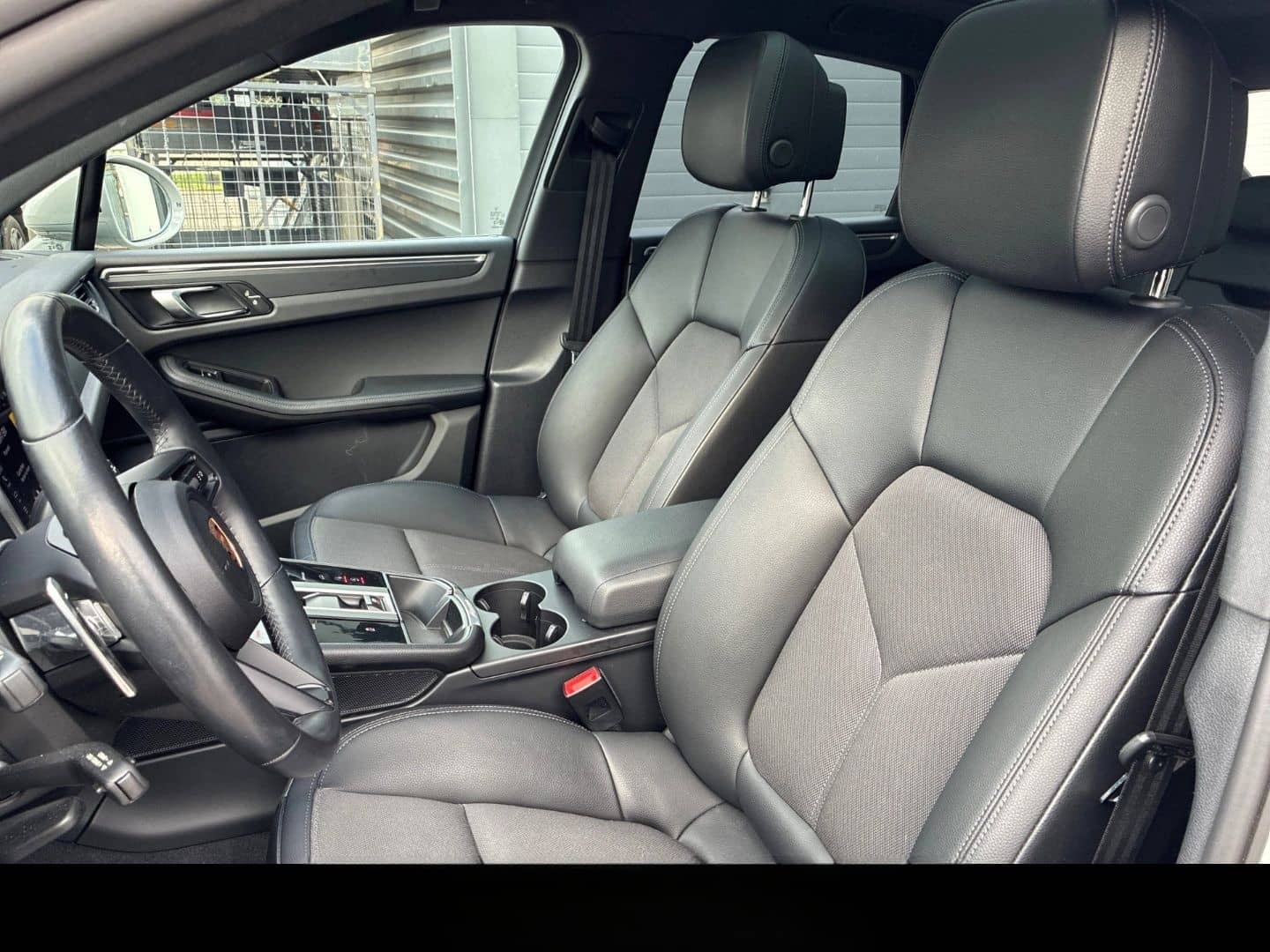 Porsche Macan Basis 2.0T ACC AHK-el. klappb. Pano Memory foto 5