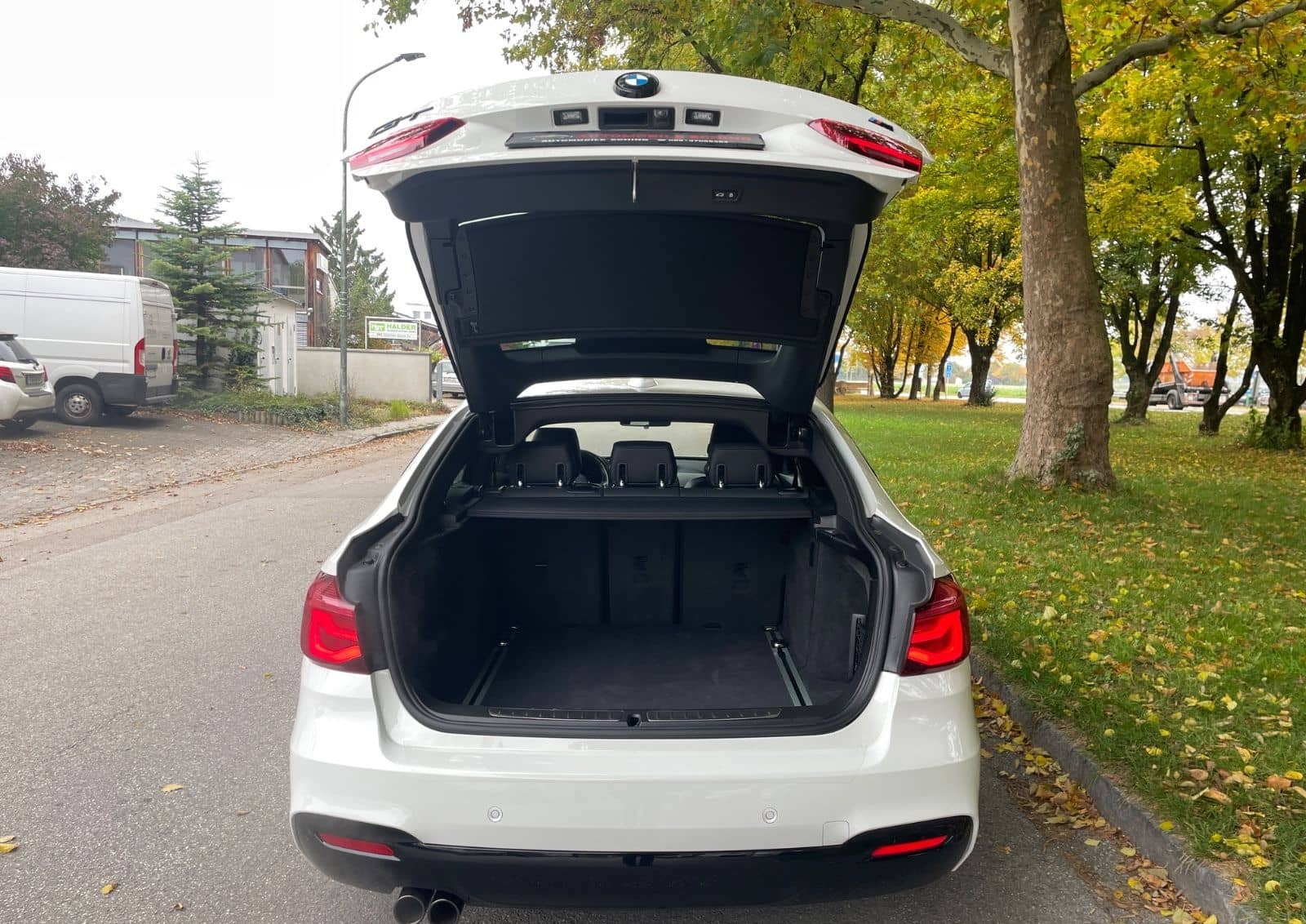 BMW 320d GT M Sport*DETAIL LESEN*HeadUp*LED* foto 25