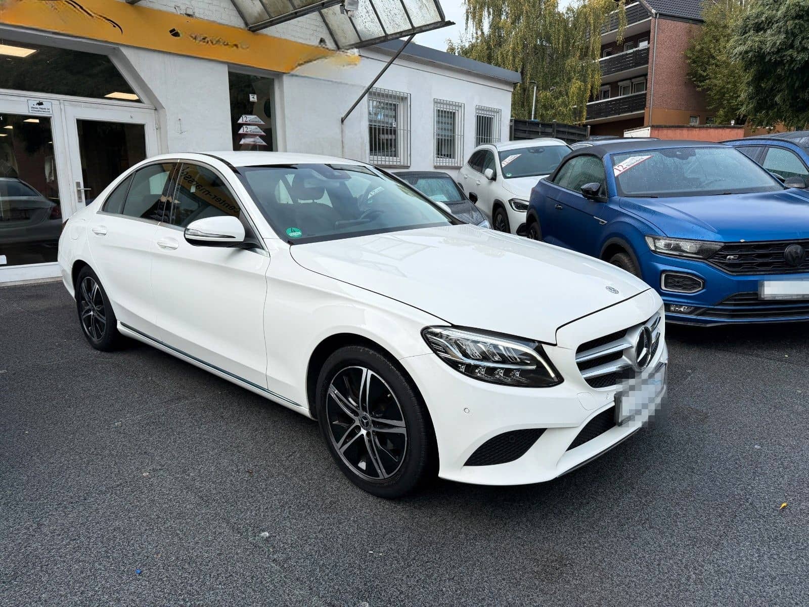 Mercedes-Benz C 180 Avantgarde NAVI/KAMERA/LED/TOTWINKEL/AMBIE foto 3