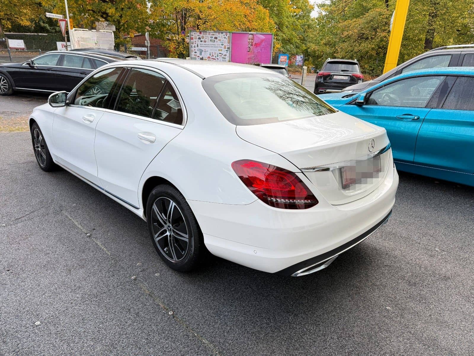 Mercedes-Benz C 180 Avantgarde NAVI/KAMERA/LED/TOTWINKEL/AMBIE foto 6