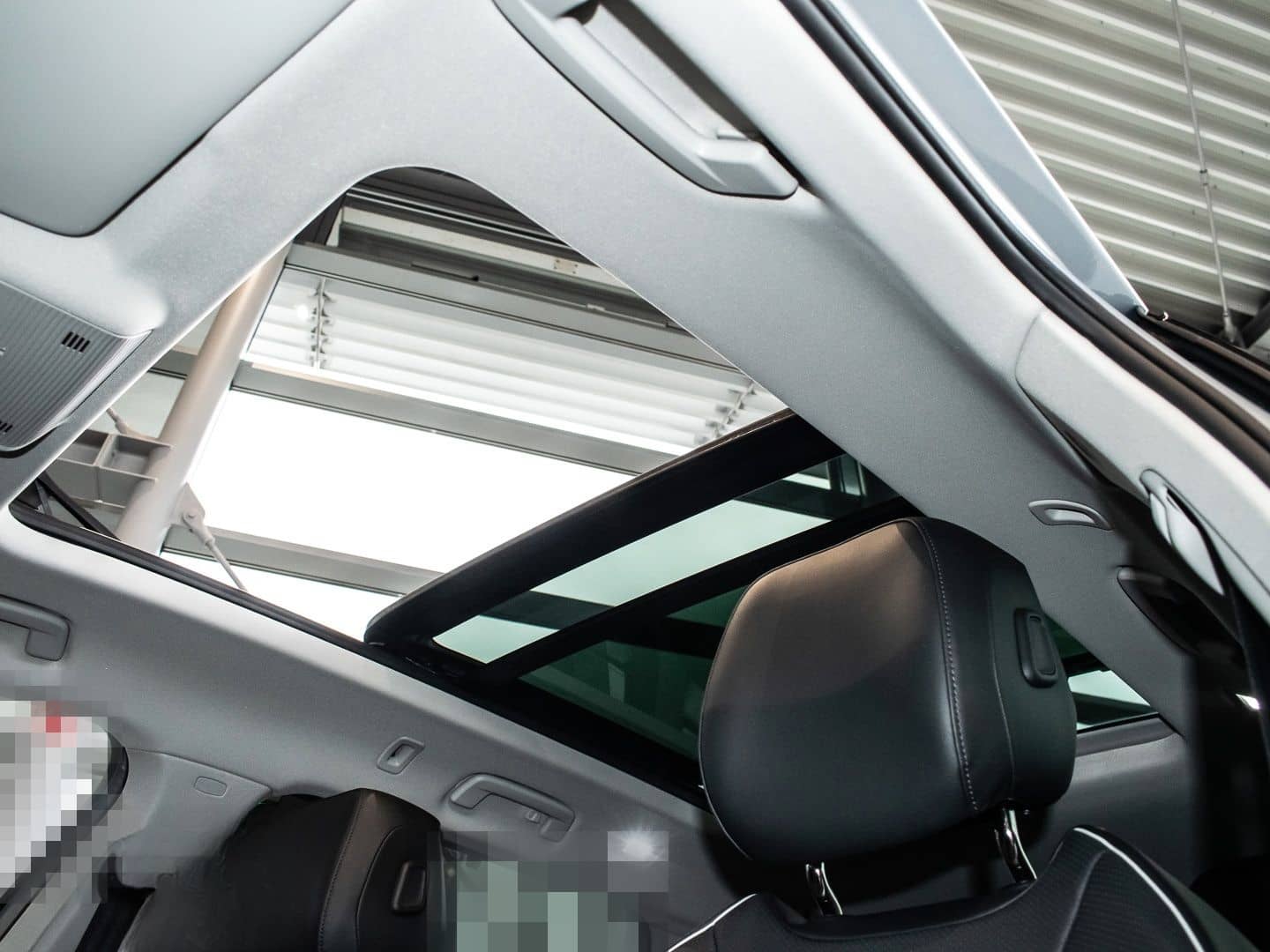 Volkswagen Passat Business 1.5 l eTSI OPF DSG NAVI/PANO foto 13