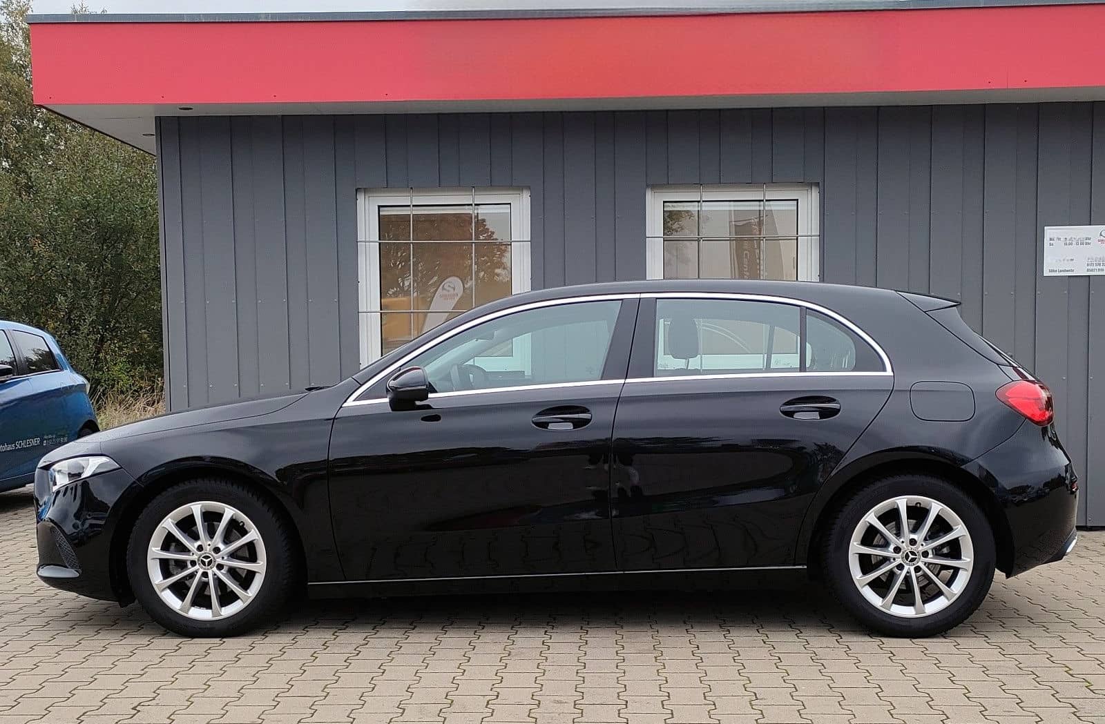 Mercedes-Benz A-Klasse 180 A *Navi*MBUX*CarPlay*Qi*APA*SHZ* foto 2