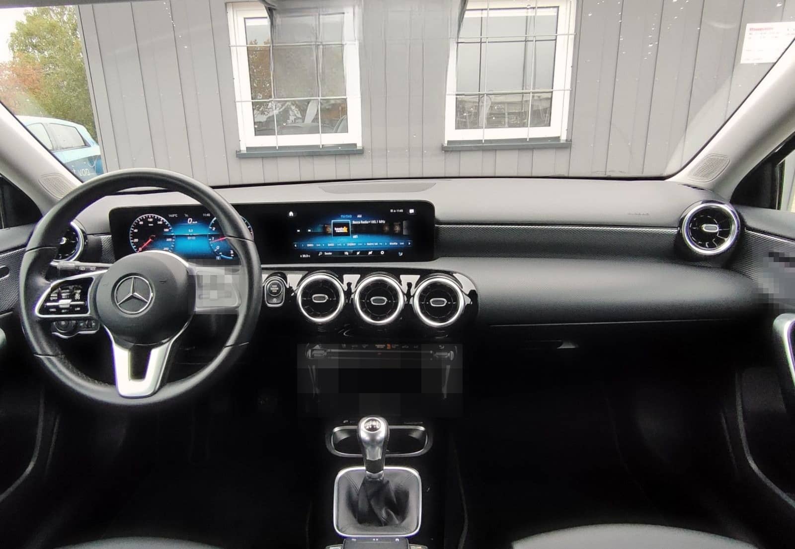 Mercedes-Benz A-Klasse 180 A *Navi*MBUX*CarPlay*Qi*APA*SHZ* foto 14