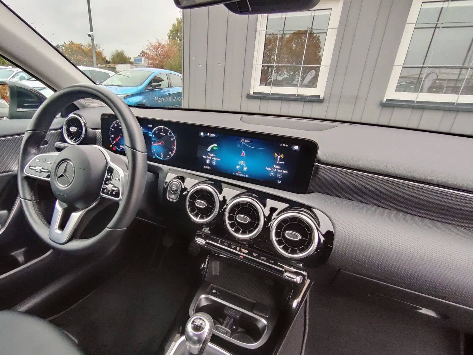 Mercedes-Benz A-Klasse 180 A *Navi*MBUX*CarPlay*Qi*APA*SHZ* foto 15