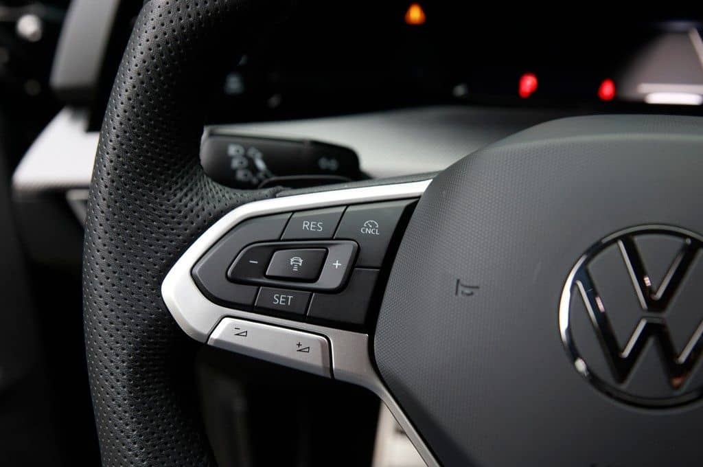 Volkswagen Golf Variant 2.0 TDI DSG R-Line Black Style AHK, foto 16