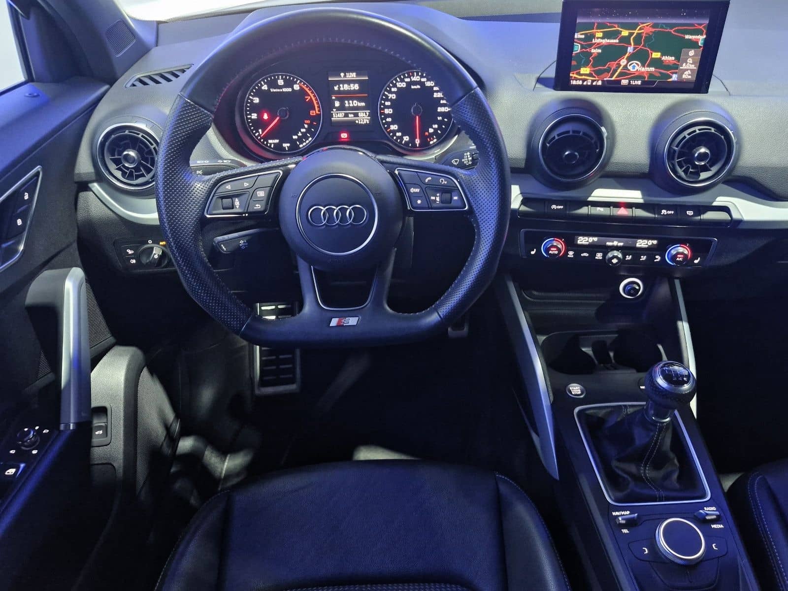 Audi Q2 1.4 TFSI S LINE / LED/LEDER/18 ZOLL/ foto 15