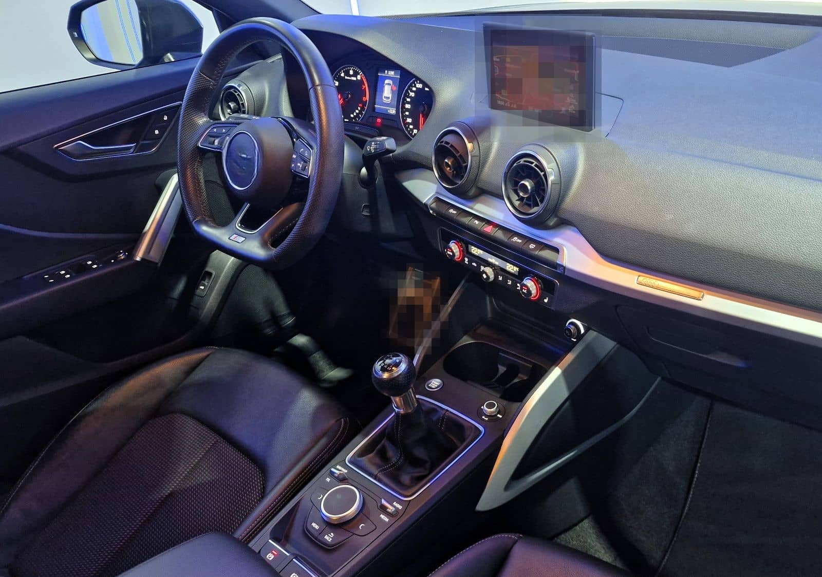 Audi Q2 1.4 TFSI S LINE / LED/LEDER/18 ZOLL/ foto 17