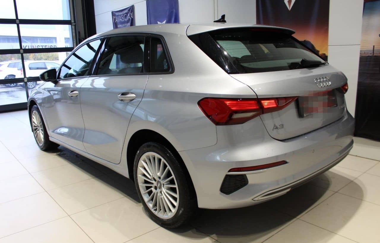 Audi A3 30 1.0 TFSI Sportback advanced MHEV Klima foto 2