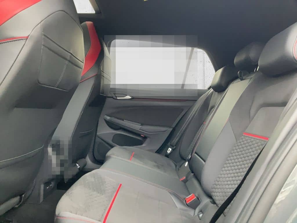 Volkswagen Golf VIII Clubsport 2.0 TSI HUD Pano Navi Kamera foto 10