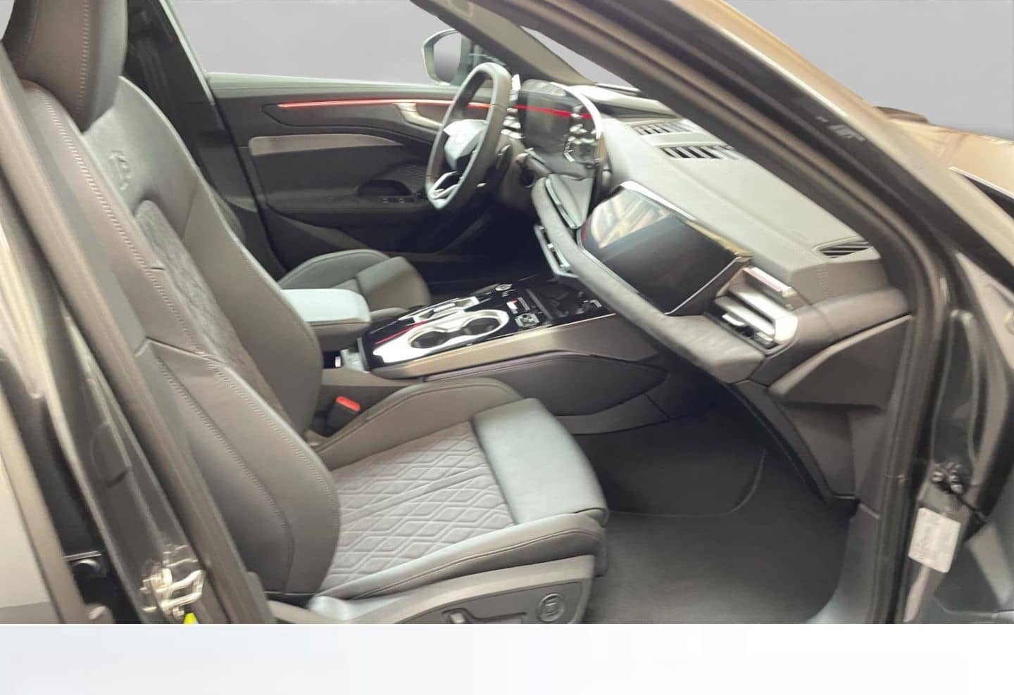 Audi A6 Avant e-hybrid quattro S tronic foto 8